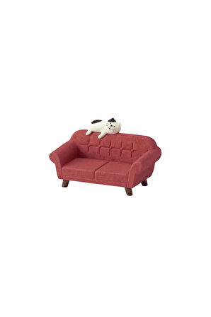 Kırmızı Koltuklu Kedi Mini Figür