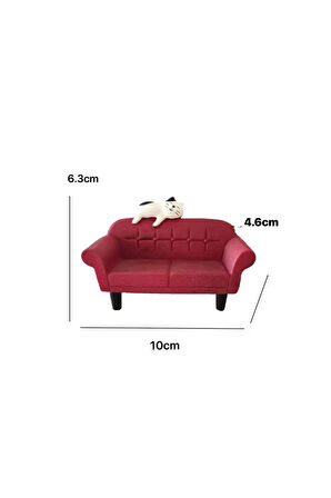 Kırmızı Koltuklu Kedi Mini Figür