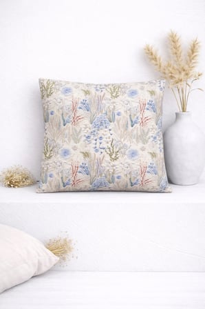 Zarif Çiçek Desenli Dekoratif Kırlent Kılıfı