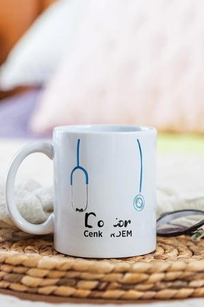 Alya Gift Shop Kişiye Özel Doktor Kupa Bardak