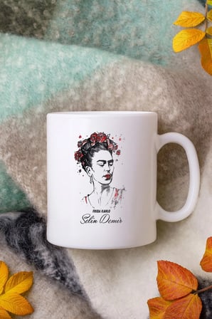 Alya Gift Shop Kişiye Özel Kadın Figürlü Kupa Bardak