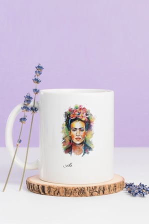 Alya Gift Shop Kişiye Özel Kadın Figürlü Kupa Bardak