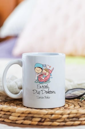Alya Gift Shop Kişiye Özel En Tatlı Diş Doktoru Kupa Bardak