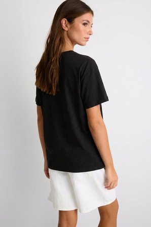Yuvarlak Yaka Basic Tişört