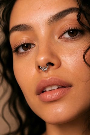 Halka Yılan Figürlü Gümüş  Renk Unısex Pirsıng