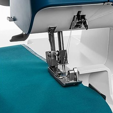 Pfaff Admıre 1000 TR Overlok Makinesi 