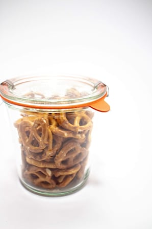Weck Konserve Kavanozları 742 - Şeffaf Camdan Weck Kalıp Kavanozları -  Konserve Kavanozu - Gıda Saklama Kapları Hava Geçirmez - 1/2 Litre Kavanoz Seti - Kapaklı 4'Lü Paket