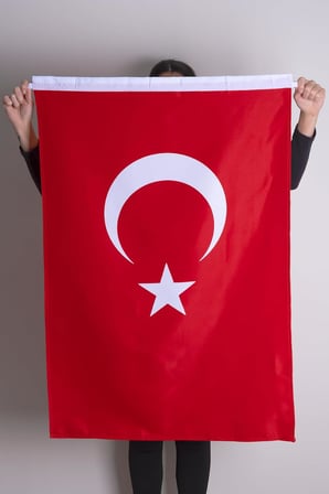Bayrak Türk Bayağı 150x225 cm Alpaka Kumaş Yüksek Kalite Fabrikasyon Baskı -Klaın Plastik Özel Hediye Kutusunda Gelir-