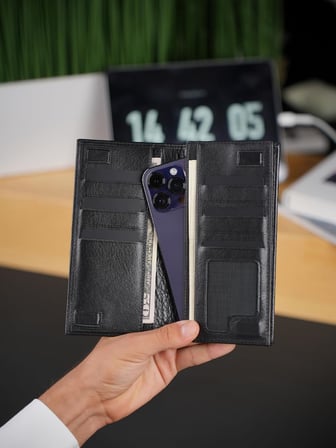 SİYAH HAKİKİ DERİ TELEFON CÜZDANI