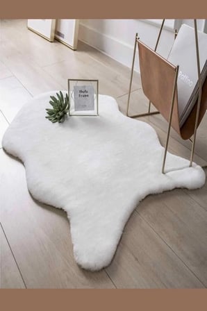 Beyaz Peluş Yumuşak Post Halı, 100 x 140