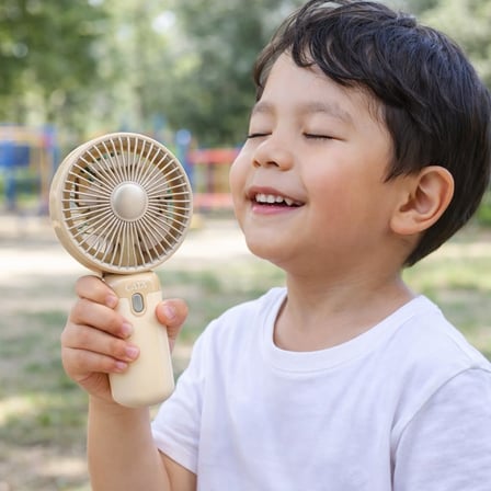 El Vantilatörü 3 Kademeli Hız Ayarlı Mini Fan – Taşınabilir Cep Fanı, Type-C USB Şarjlı 500mAh 2W Sessiz Güçlü Soğutma
