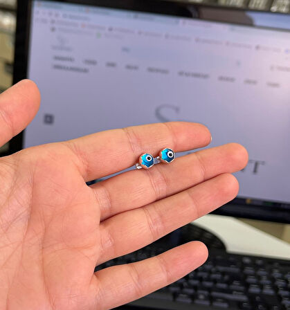 Mavi Taşlı Göz Figürlü Küpe