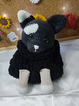 Uyku arkadaşı kedi amigurumi 