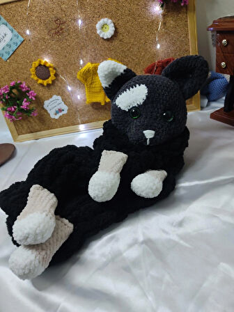 Uyku arkadaşı kedi amigurumi 