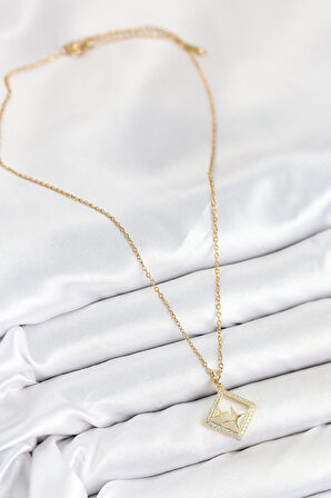  Çelik Zirkon Taşlı Yıldız Model Gold Renk Kadın Kolye 10540