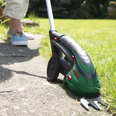 Bosch Home and Garden F016800615 Bosch sistem aksesuarları Isio teleskopik tutamak (80 ila 115 cm yükseklik uzatma ve 180° açı, kutuda)