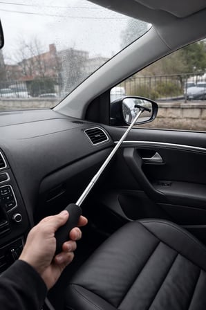Busstier Çok Fonksiyonlu Araba Dikiz Aynası Sileceği 1 Metreye Kadar Uzayan Teleskopik Uzun Saplı Cam Buğu Temizleyici Katlanabilir Oto Ayna Silecek Araç İçi Görüş Netleştirici Su Silecek Aparatı