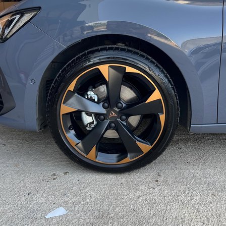 Cupra Leon ile Uyumlu MK4 Jant Kaplama Sticker Set Kolay Uygulama Uzun Ömürlü Estetik Görünüm Metalik Mat Bakır