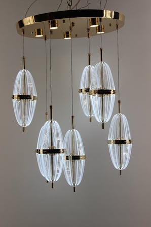 Satürn Serisi Oval Akrilik Formlu 7'li Çemberli Seri 3 Renk Ledli Modern Avize