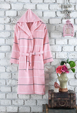 Kapşonlu Bedenli Bornoz