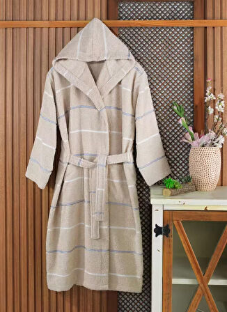 Kapşonlu Bedenli Bornoz