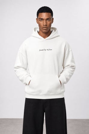Erkek Essentials Nakışlı Oversize Hoodie Ekru