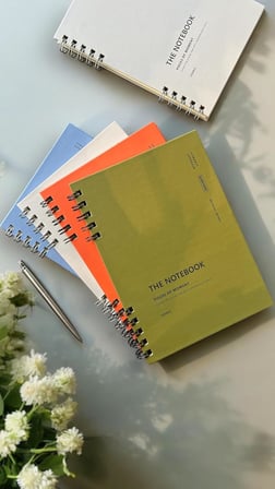 Spiralli 80 Yaprak Çizgili A5 Defter, Not Defteri, Okul Defteri, 4 Farklı Renk Seçeneği (01 Light Grey)