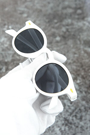 YUVARLAK ÇERÇEVE BEYAZ SİYAH CAM GÜNEŞ GÖZLÜĞÜ