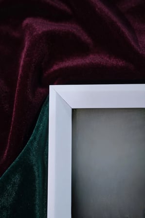 Piramit Serisi 13 x 18 Fotoğraf Çerçevesi Camlı Dekoratif Duvar & Masa Tipi Plastik Çerçeve