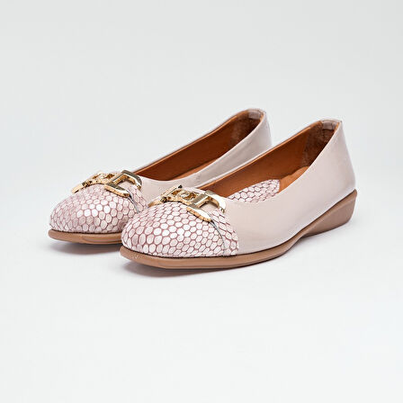 Hakiki Deri Aksesuarlı Kadın Babet