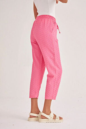 KADIN GEOMETRİK DESENLİ RAHAT KALIP KUMAŞ PANTOLON