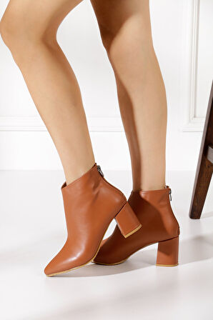  Günlük Kadın Kısa Bot Kalın Topuklu Fermuarlı Sivri Burun Tırtıklı Taban Kürklü Astarlı Bootie 211