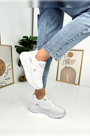 Günlük Kadın Sneaker Bağcıklı Oval Burunlu Kalın Desenli Taban Rahat Hafif Spor Ayakkabı 2110