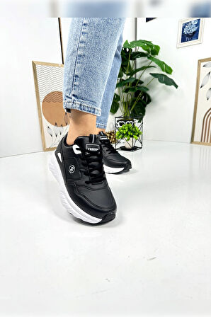 Günlük Kadın Sneaker Bağcıklı Oval Burunlu Kalın Desenli Taban Rahat Hafif Spor Ayakkabı 2110