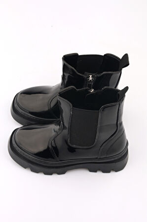 Yüksek Taban Lastikli Fermuarlı Rugan Siyah Çocuk Bot