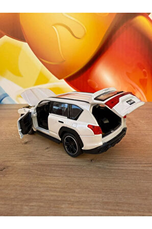 Lexus Diecast Araba Açılan Kapılar Sesli Işıklı Lexus 570 Model Komple Metal Araba