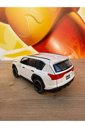 Lexus Diecast Araba Açılan Kapılar Sesli Işıklı Lexus 570 Model Komple Metal Araba