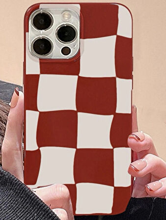 İPHONE 15 UYUMLU DAMA DESENLİ SİLİKON KILIF