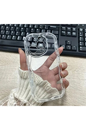 İPHONE 16 UYUMLU ŞEFFAF KENARLARI DALGALI KABARIK KAMERA KORUMALI SİLİKON KILIF