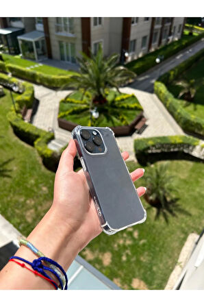 İPHONE 15 PRO UYUMLU ŞEFFAF KILIF