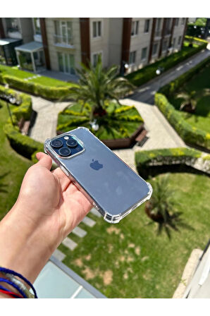 İPHONE 15 PRO UYUMLU ŞEFFAF KILIF