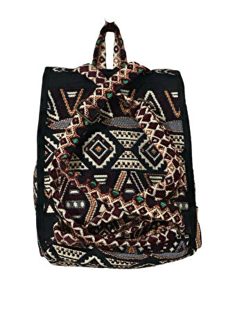 Kilim Desenli El Yapımı Sırt Çantası – Etnik Tasarım, Dayanıklı ve Katlanabilir