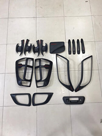 AUTOGP  Nissan navara kaplama seti siyah full 2016+ kapı kolu far stop çerçeve mat siyah np300