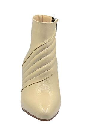 Kadın Ten Kırışık Rugan Kalın Topuklu Botie