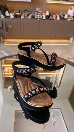 İthal Kadın Dolgu Topuk Sandalet