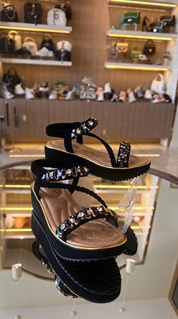 İthal Kadın Dolgu Topuk Sandalet