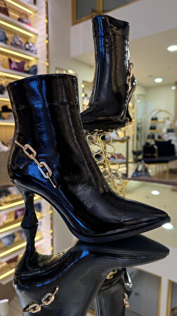 Duygushoesbag Hakiki Deri Zincir Aksesuarlı Bot