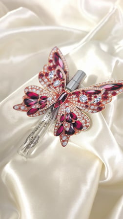 Pamuğum Atelier Kelebek Kartlı 10 ml Sprey Kolonya Kına Hediyeliği (15 Adet)
