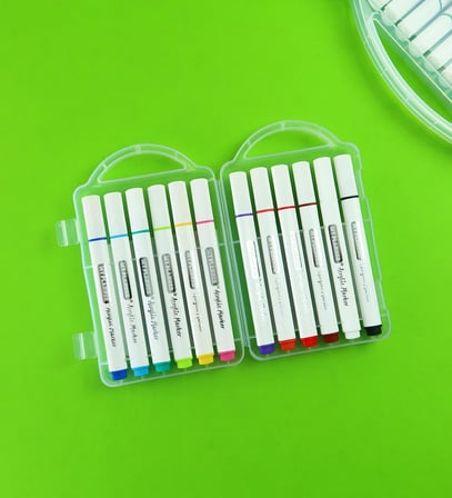 12 Renk Akrilik Marker Kalem Seti
