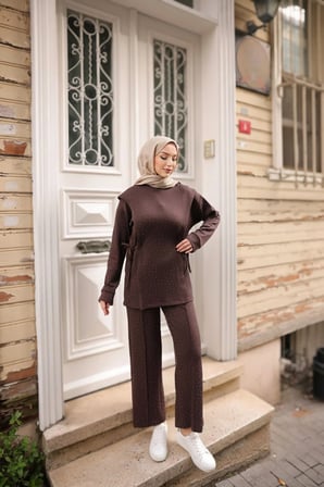 TAŞLI İKİLİ TAKIM - KAHVERENGİ